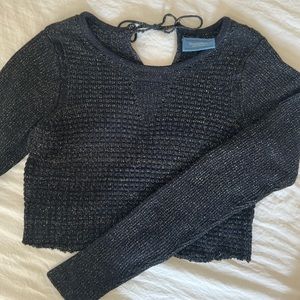 Vera Wang Sweater - Black & Gold Cropped